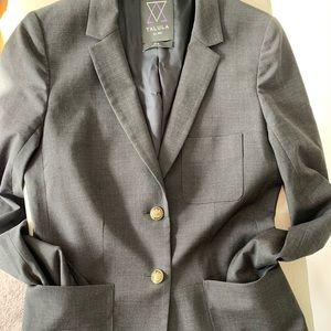 Aritzia Talula Blazer - size 6